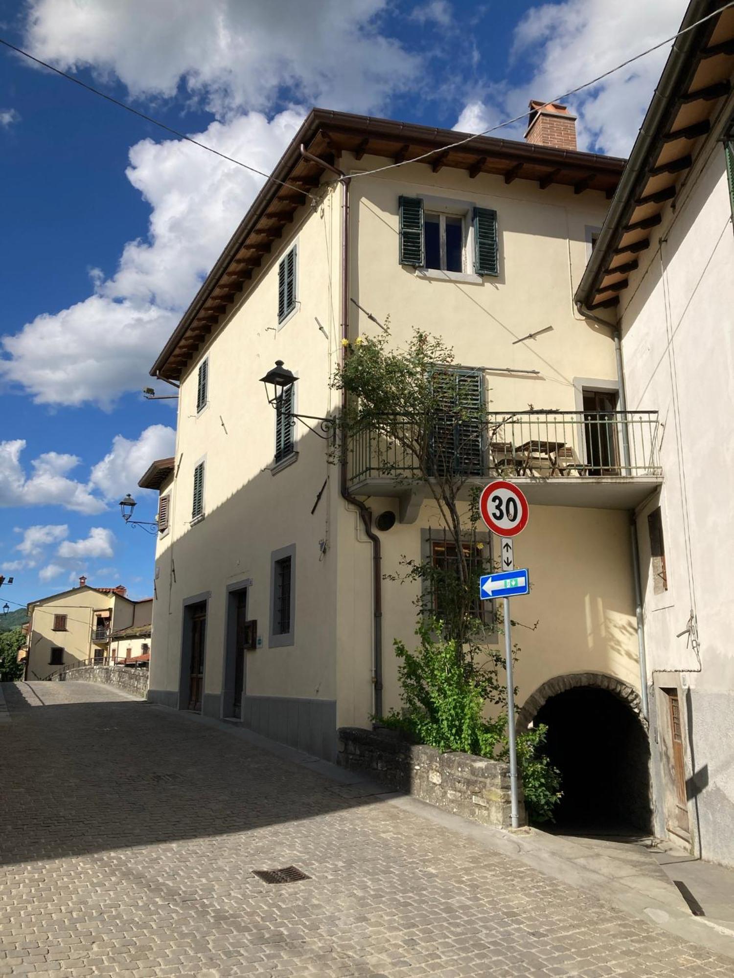 Albergo Del Ponte Сан-Пьеро-ин-Баньо Экстерьер фото